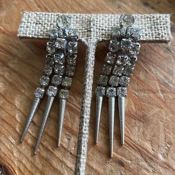 💛 Vintage Sarah COV Rhinestone Spike Clip On Earrings - Picture 7 of 7